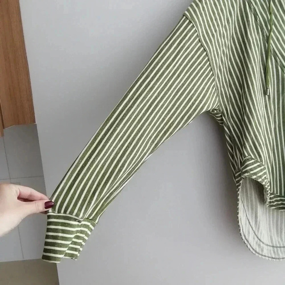 Anthropologie Pilcro Wharfside V Neck Hooded Sweatshirt Green White Stripe Small - Picture 7 of 16